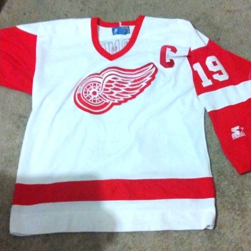 Official Detroit Redwing Jersey